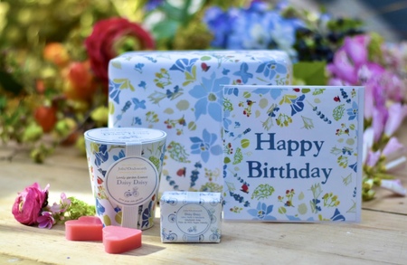 Lavender Garden Birthday Giftbox 1
