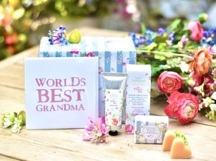 Worlds Best Grandma Giftbox (1)